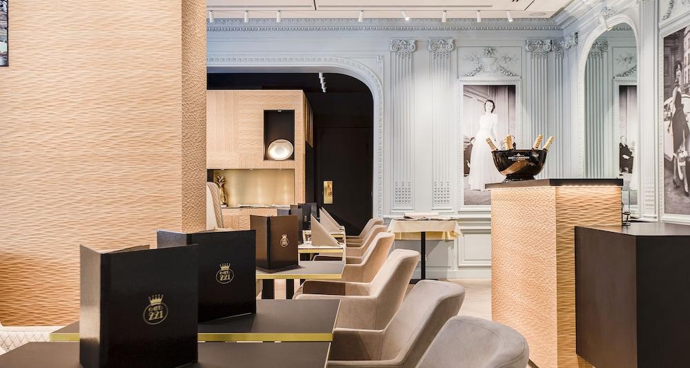 Hotel Royal Saint Honore Paris Louvre Екстериор снимка
