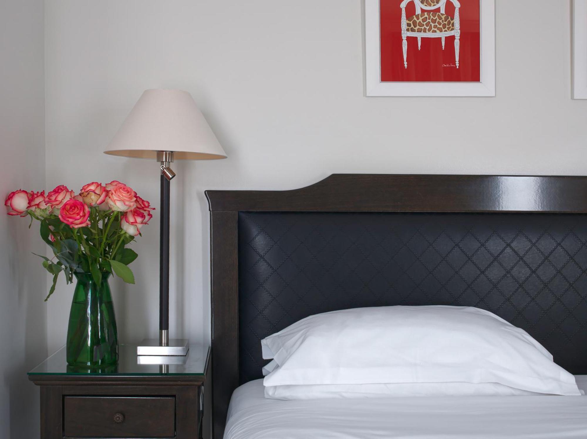 Hotel Royal Saint Honore Paris Louvre Екстериор снимка