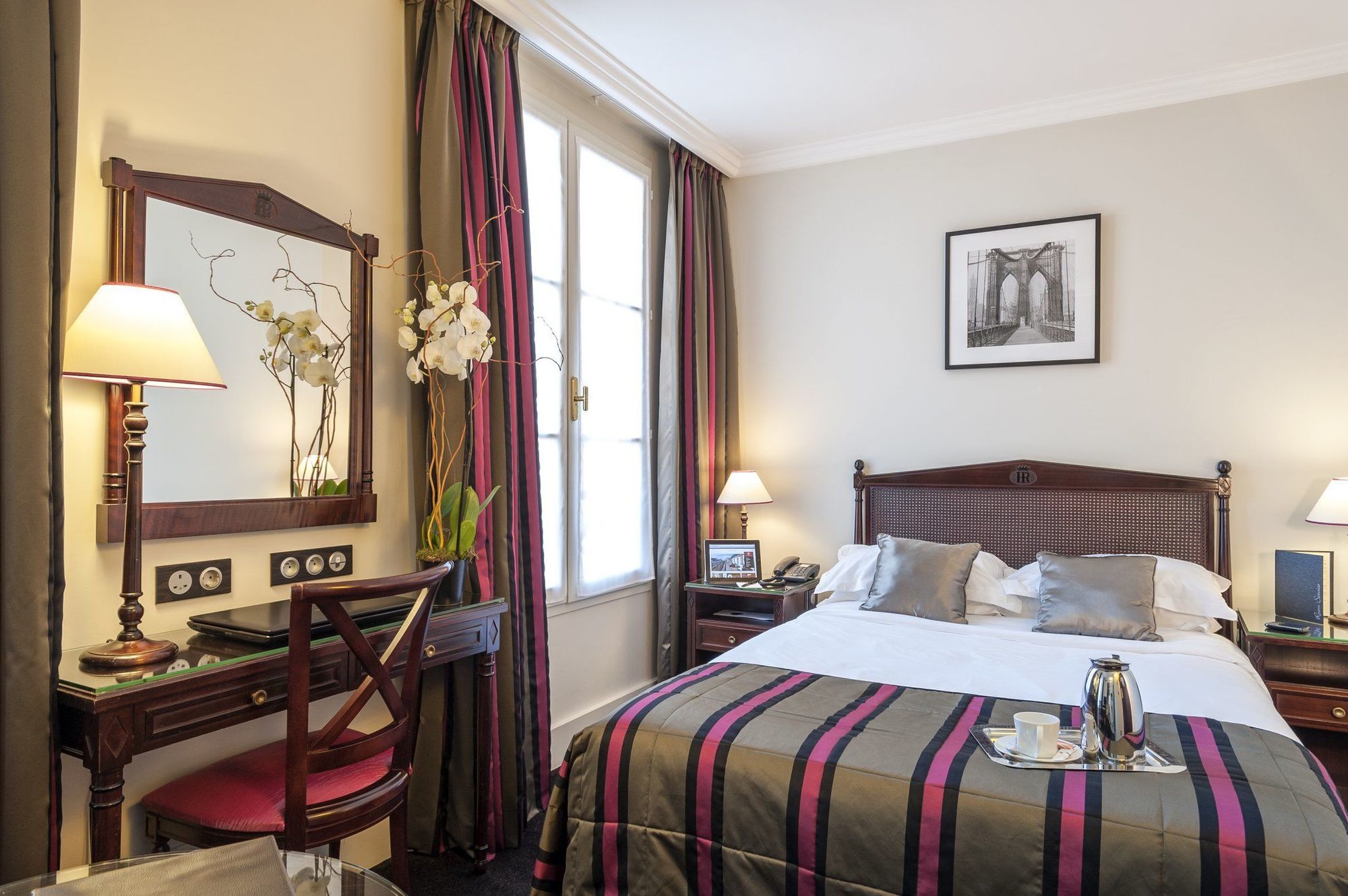 Hotel Royal Saint Honore Paris Louvre Стая снимка